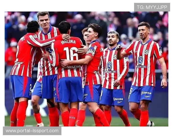 巴萨3-1逆转马竞登顶西甲，莱万失点后奥尔莫制胜